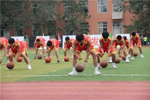 哪里有针对业余爱好者的篮球训练策略_0